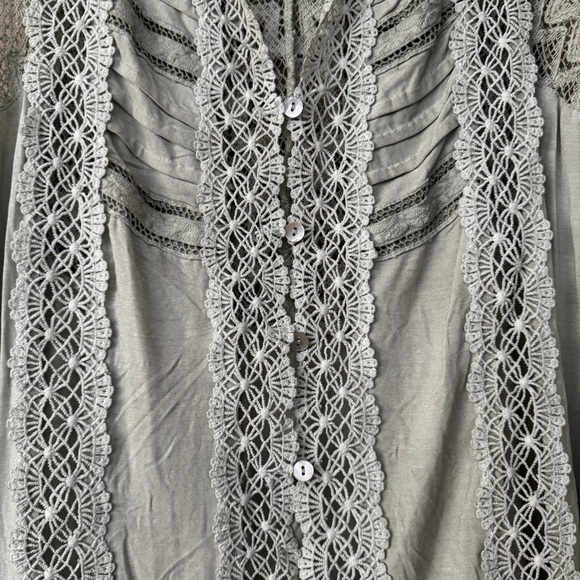 NWOT POL Clothing Green Pintuck Lace Button Down Top Sleeveless Blouse Top S - Picture 5 of 10